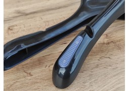 Плечики з шир. плечем (глянцева з протектором) 44х4см. коробка 200шт.